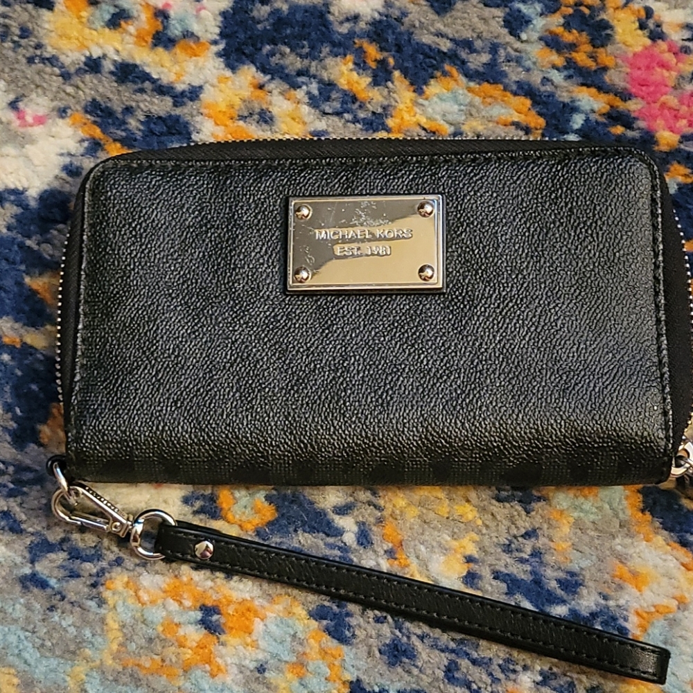 Michael Kors black wallet